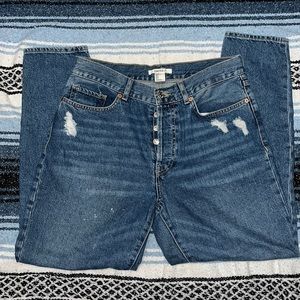 FOREVER 21 distressed jeans size 30 medium wash